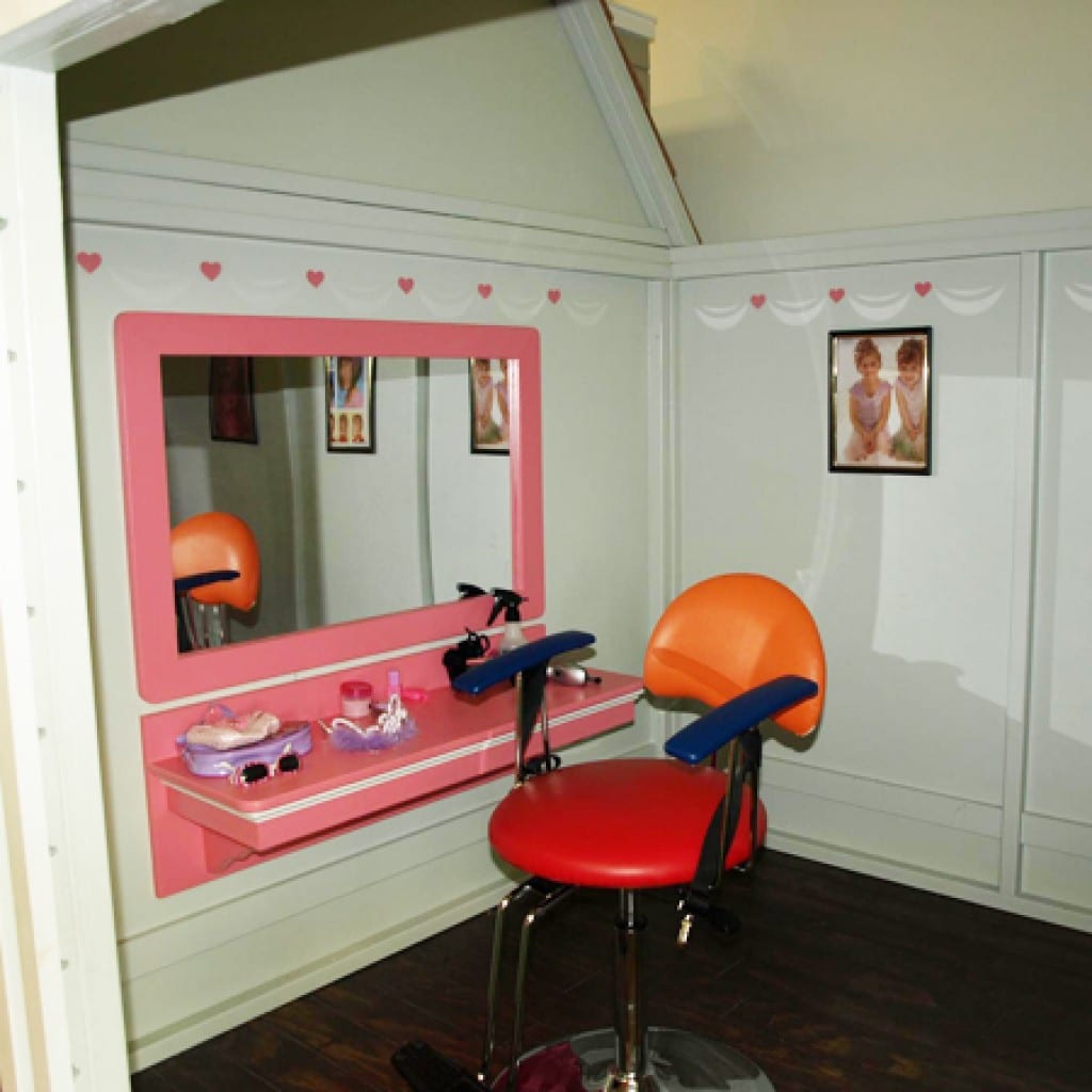 main-street-beauty-boutique-lilliput-play-homes